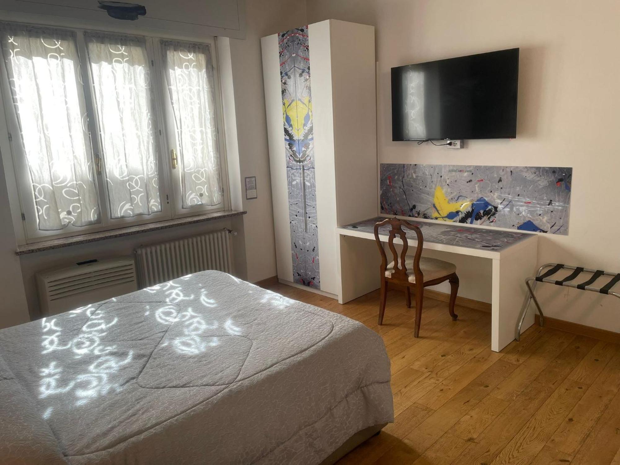 Rooms Of Love Pavia Exterior foto